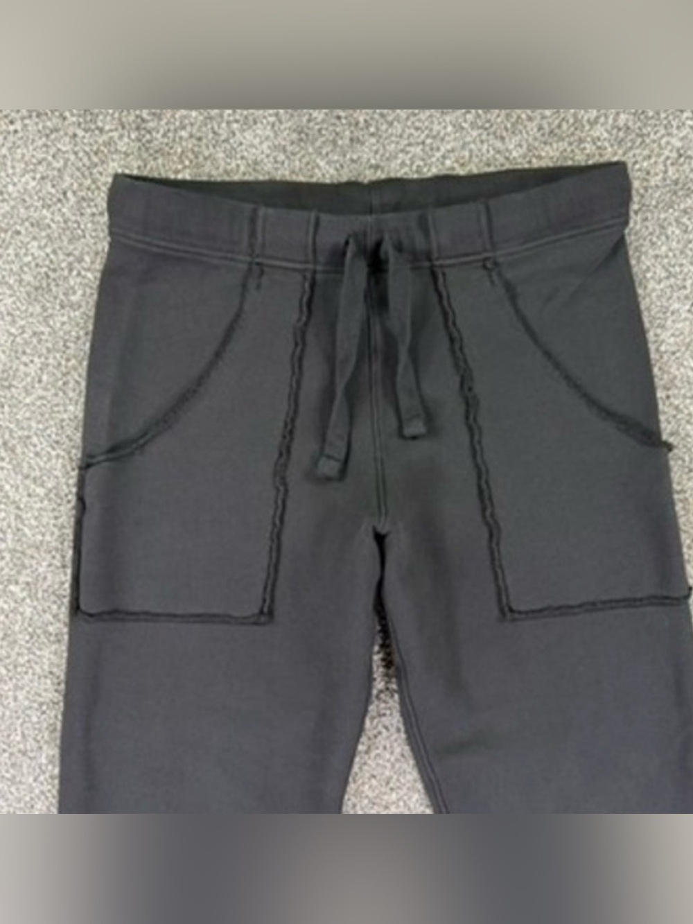 Frank & Eileen | Triple Fleece Eamon Black Raw Edge Jogger Sweatpants Women’s